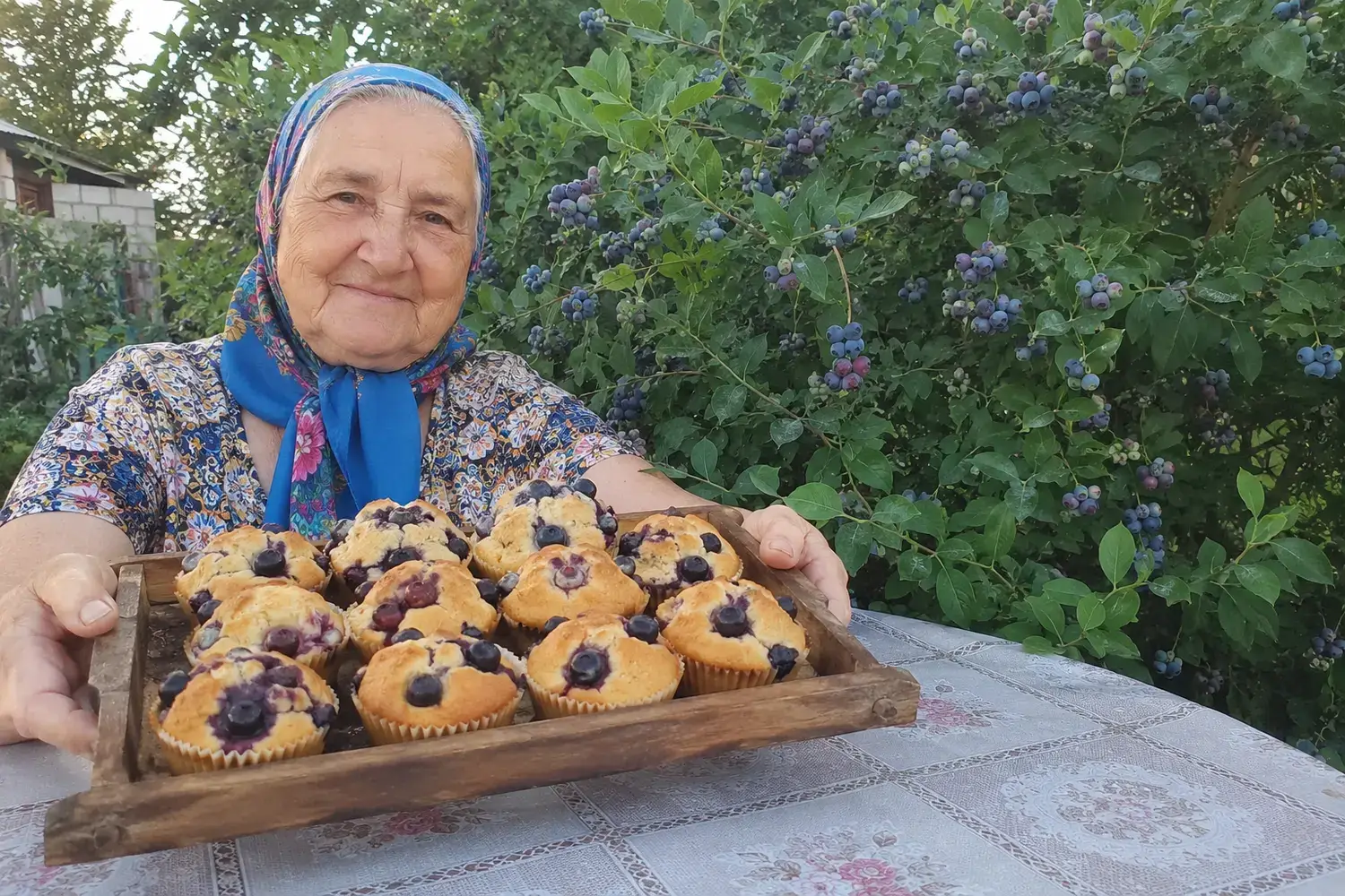 Домашня випічка з лохиною